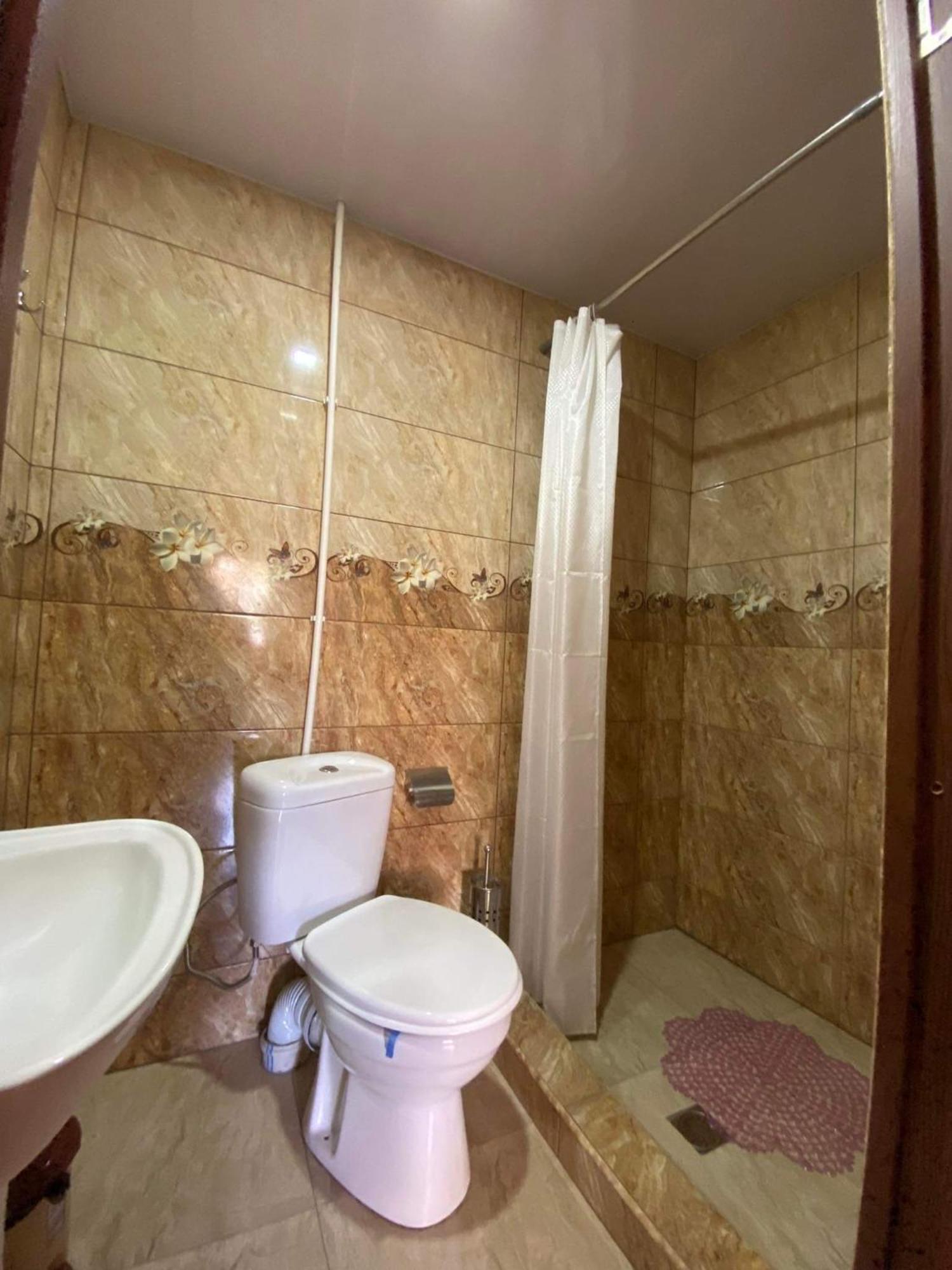 Guest House Gordila Omalo Exterior photo